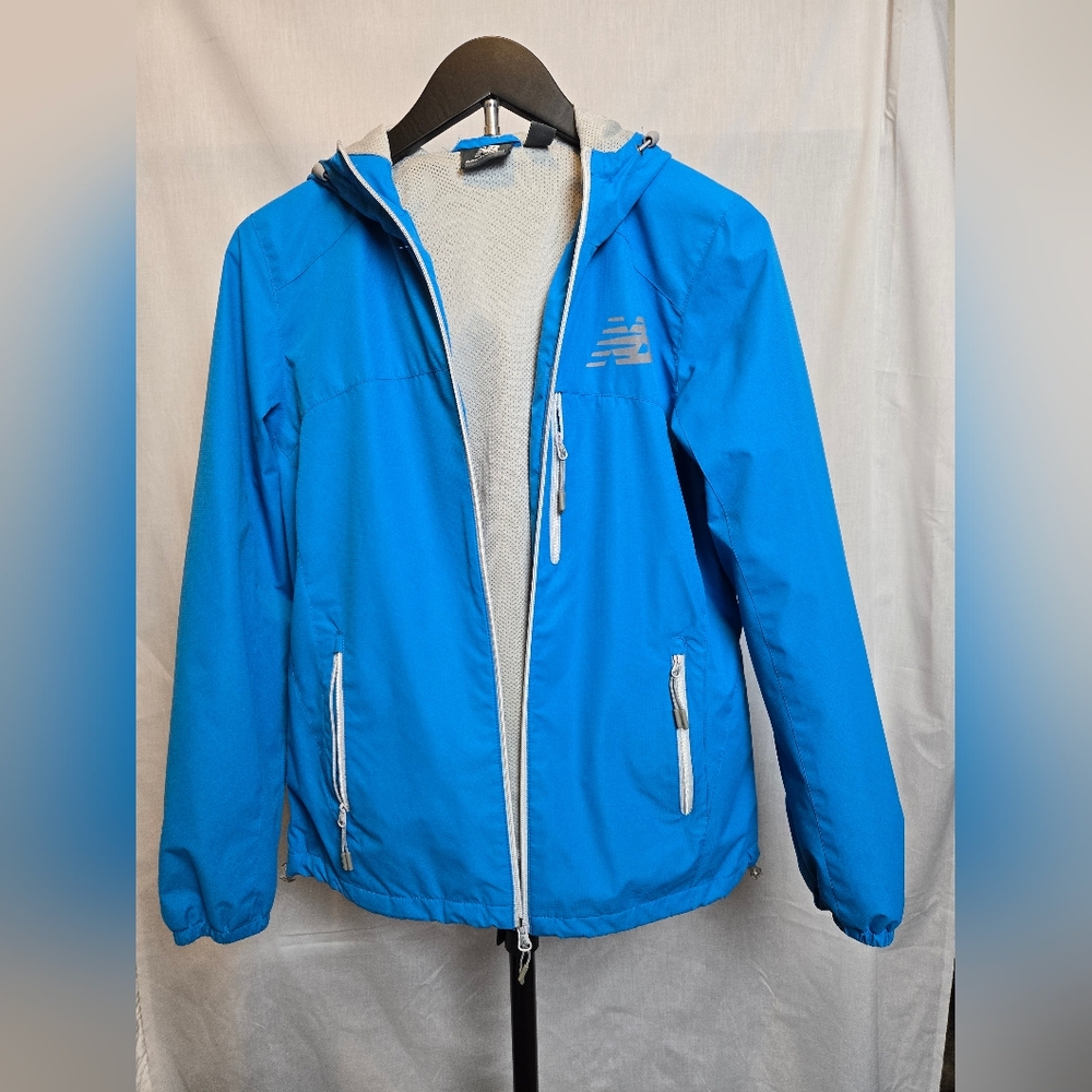 NWOT-New Balance Women's Blue Windbreaker Jacket